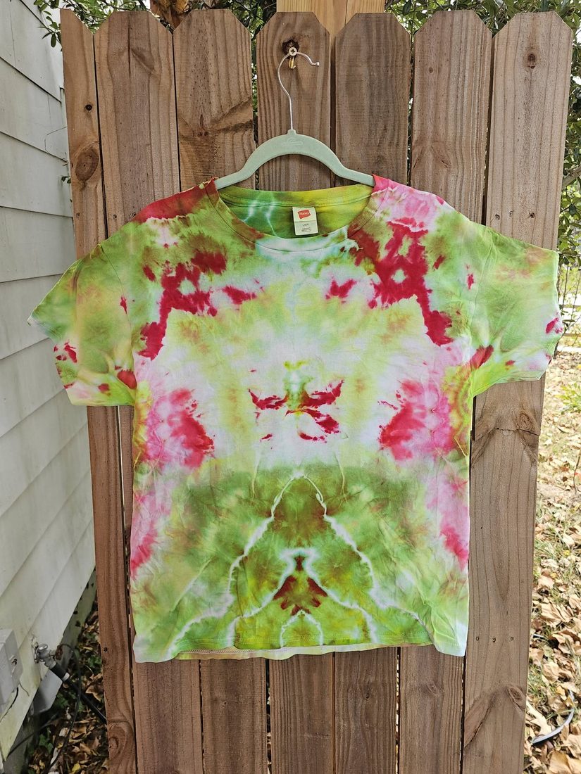Clover Tee — Hanging